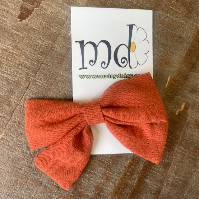 Poppy Bow Clip