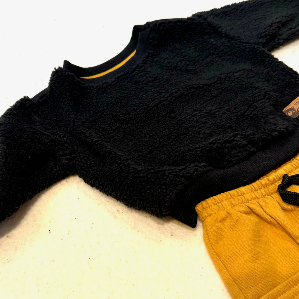 Sweatshirt and Sweatpants Set